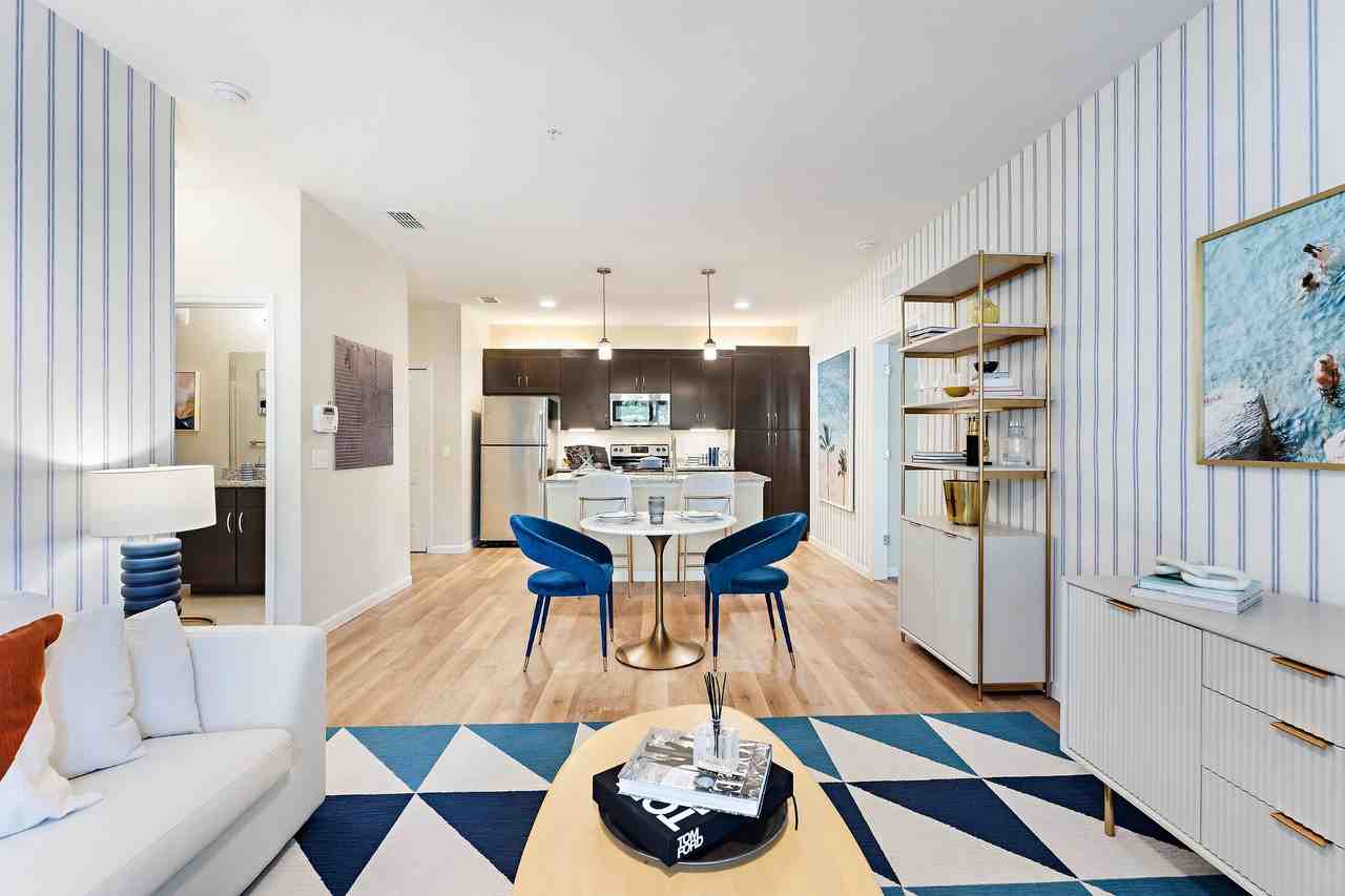 Citra at Windermere - Photo 4 of 50