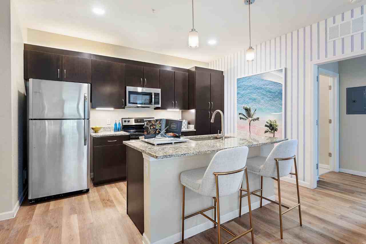 Citra at Windermere - Photo 6 of 50