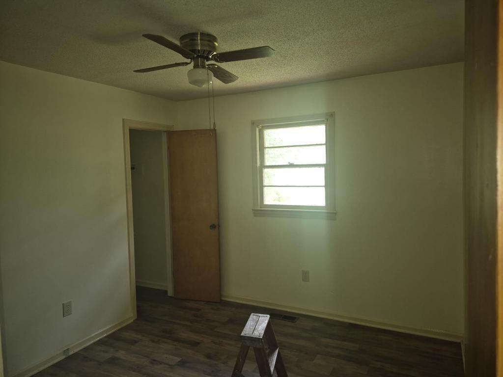 8061 Young Rd - Photo 5 of 10