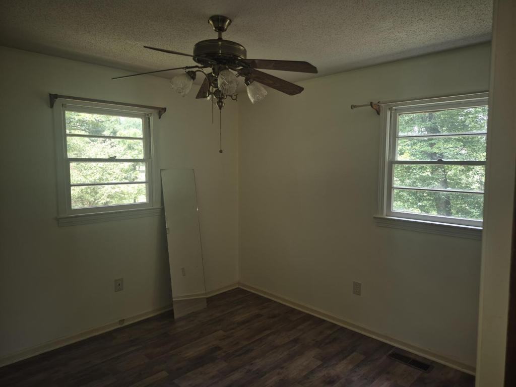 8061 Young Rd - Photo 6 of 10