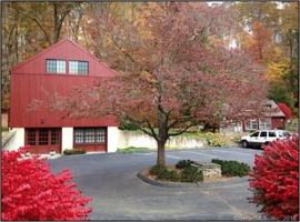 featured image of 138 W Main St