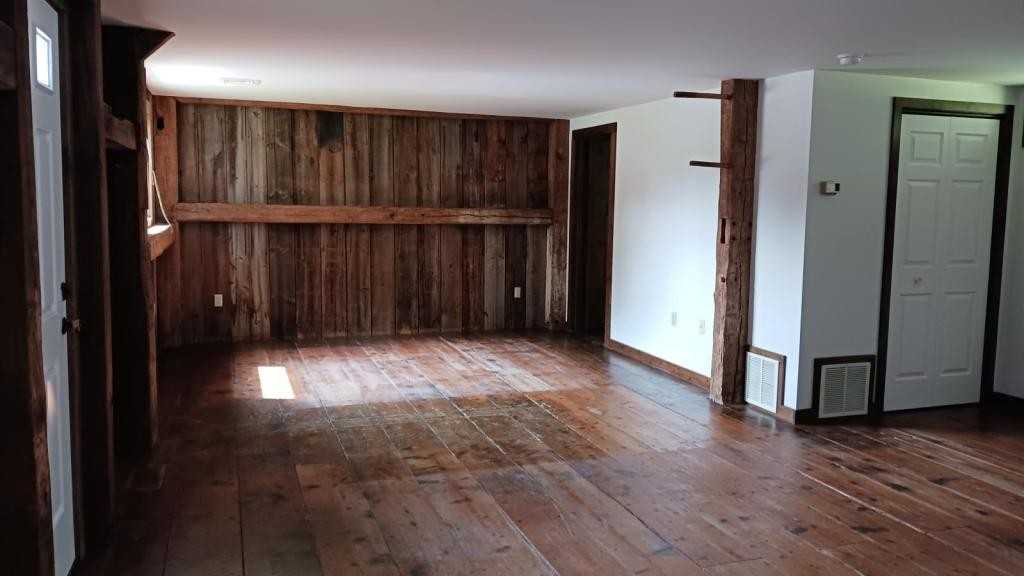 138 W Main St - Photo 3 of 14