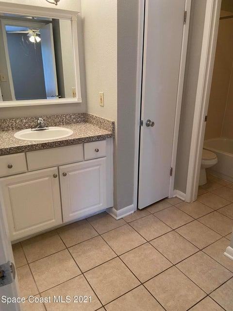 3570 Sable Palm Ln ##E - Photo 7 of 13