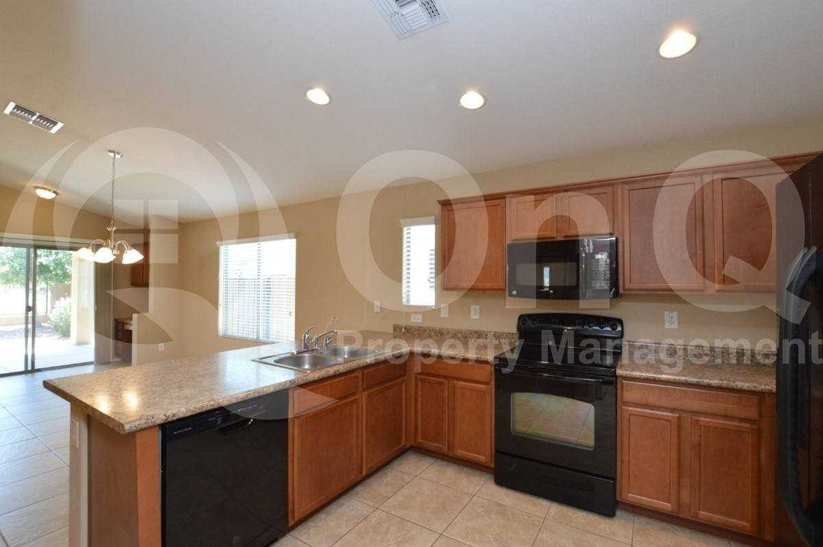 4193 E Sandy Way - Photo 2 of 10