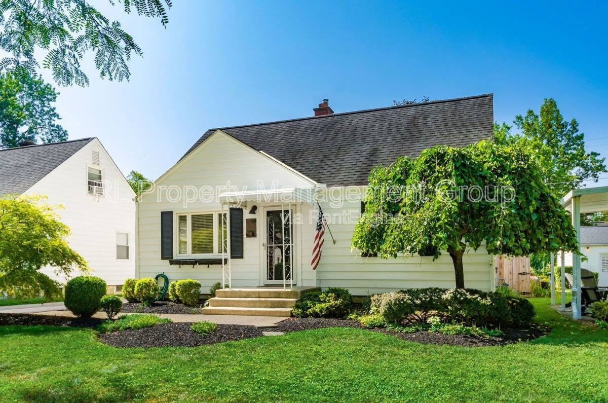 459 Blenheim Rd - Photo 3 of 10