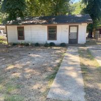 featured image of 1004 S 7th St