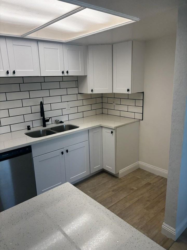 Desert Colony Townhomes - Photo 2 of 31