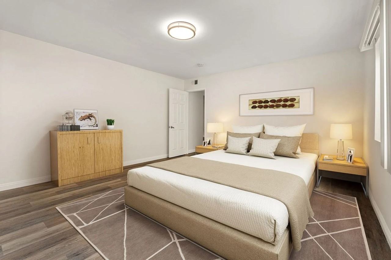 Florentine Apartments - Photo 7 of 44