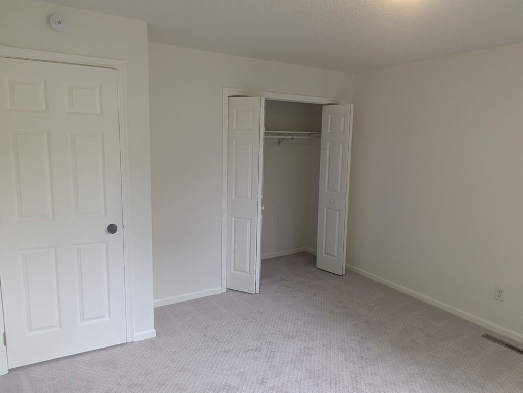 12908 Belle Aire Dr #1 - Photo 3 of 11