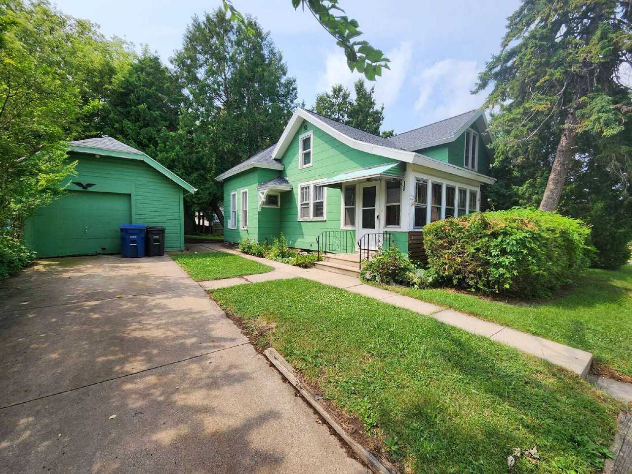 517 Evans St - Photo 2 of 17