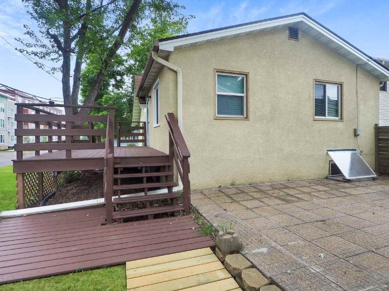 1804 Eustis St - Photo 3 of 17