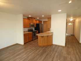 640-642 Broad St Monmouth, OR 97351 - Photo 1 of 1