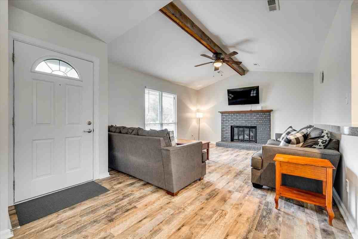 10932 Copper Field Dr - Photo 2 of 28