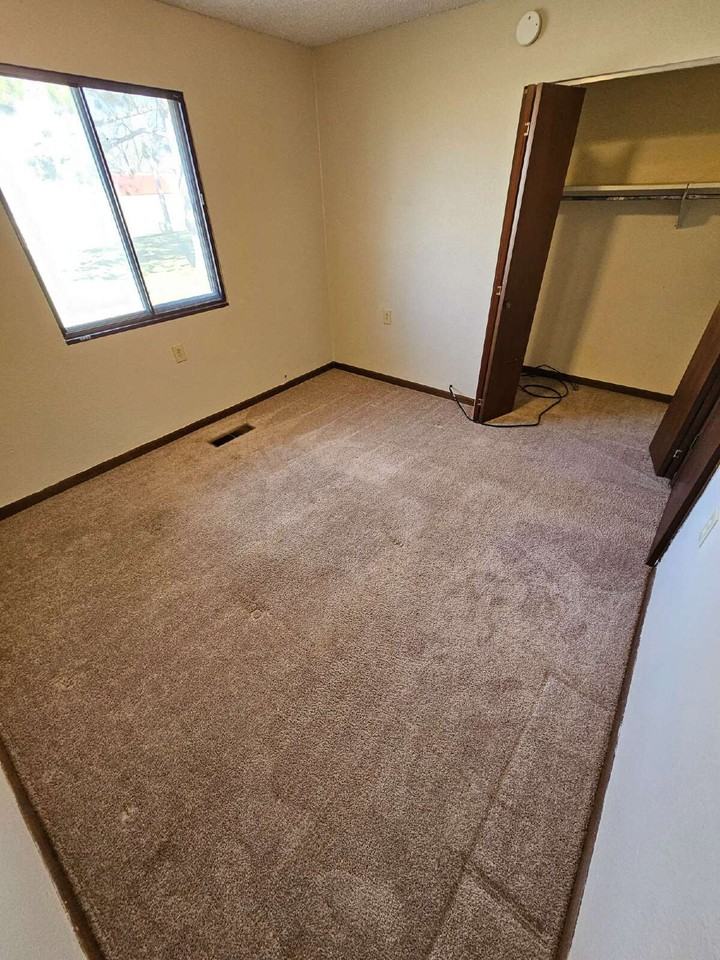 102 8th Ave Nw #14D - Photo 6 of 8