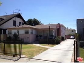 1104 W 39th Pl - Photo 1 of 1