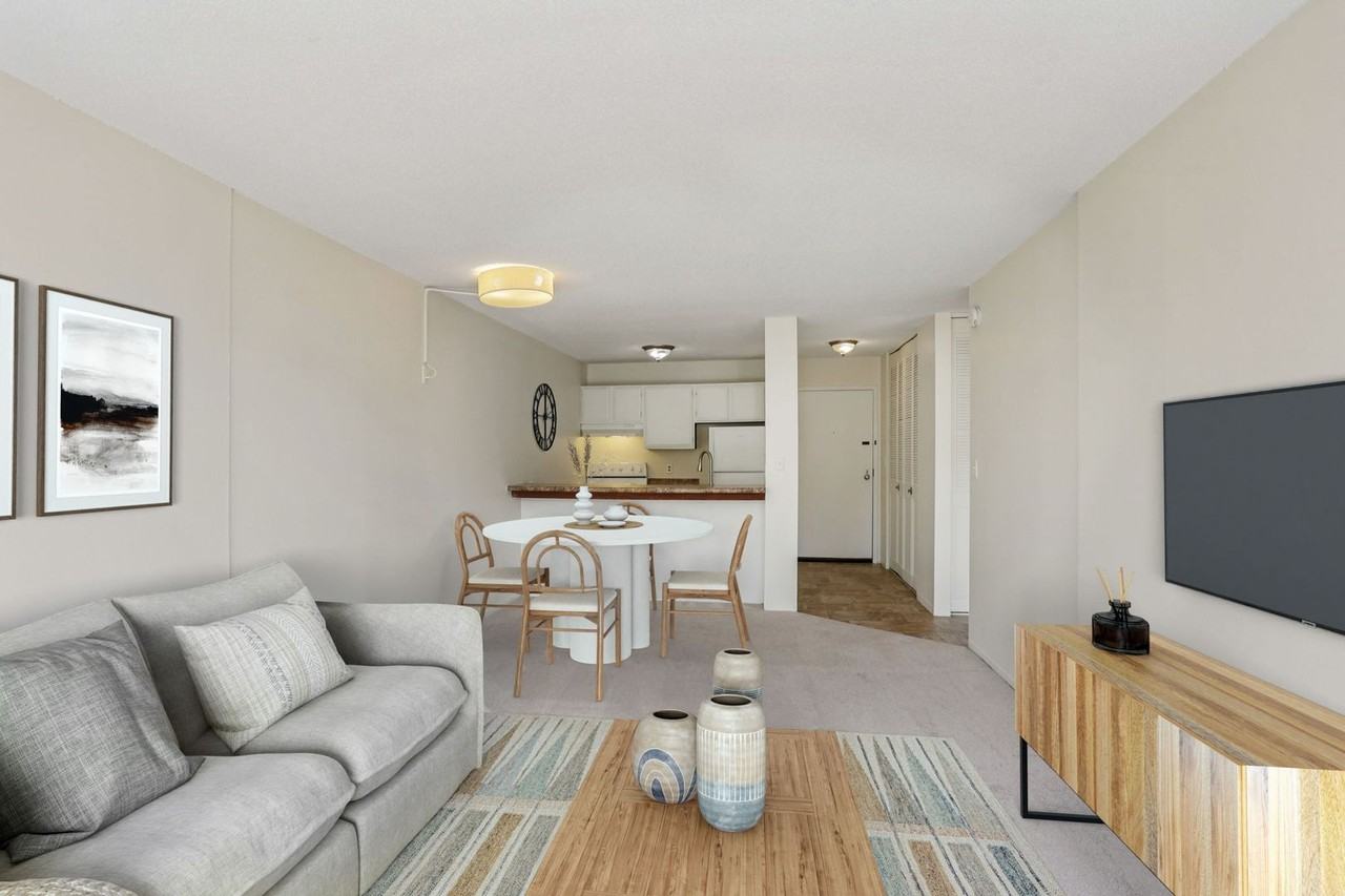 Thornton Place Apartments - Photo 7 of 19