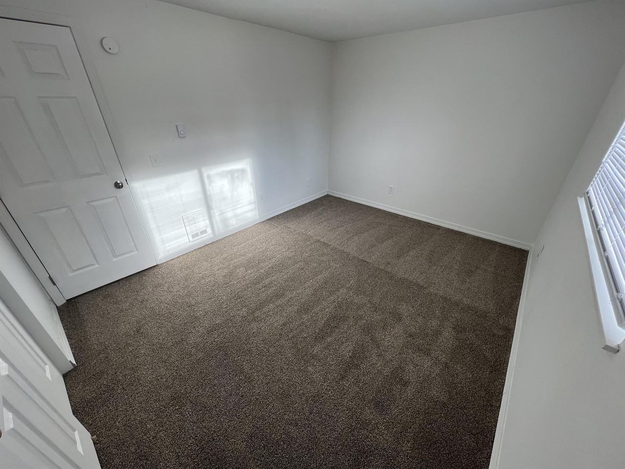 2023 143rd Pl Ne - Photo 2 of 24
