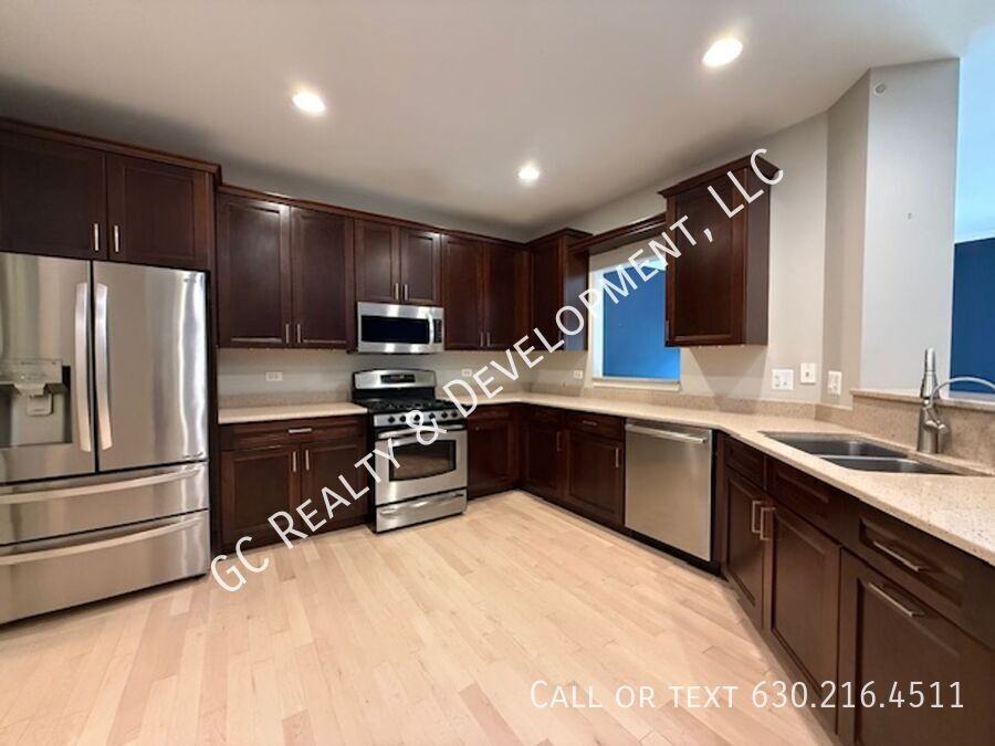 1265 Prairie View Pkwy - Photo 2 of 37