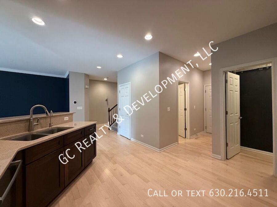 1265 Prairie View Pkwy - Photo 3 of 37