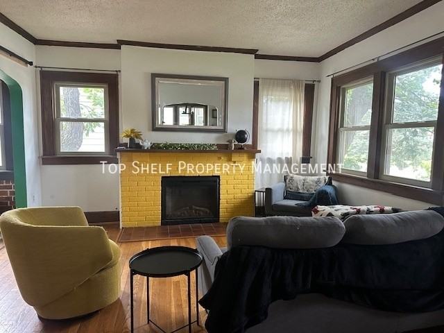 4015 University Ave - Photo 2 of 13