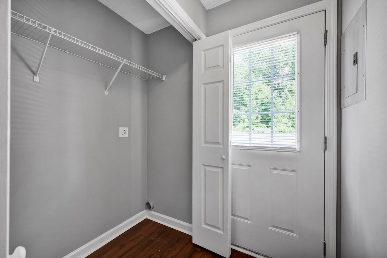 305 John Street #305-3 - Photo 6 of 50