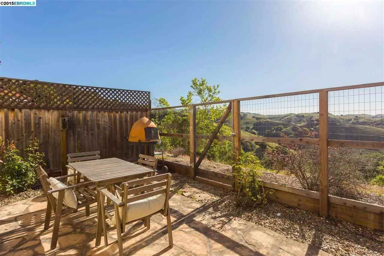 20400 Summercrest Dr - Photo 7 of 25