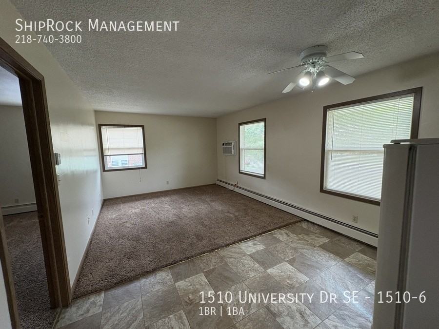 1510 University Dr Se #1510-6 - Photo 3 of 7