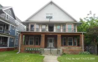 featured image of 2820 Collingwood Blvd #2