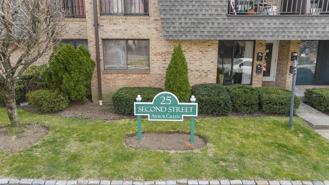 25 2nd St #B4 - Photo 1 of 1