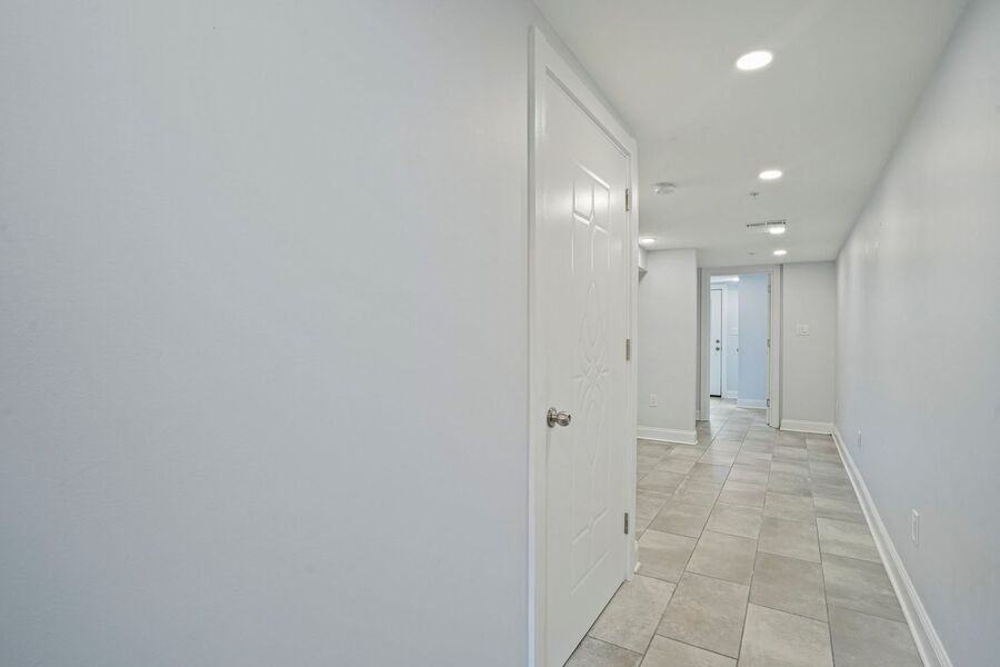 2630 4th St Ne #B - Photo 3 of 25