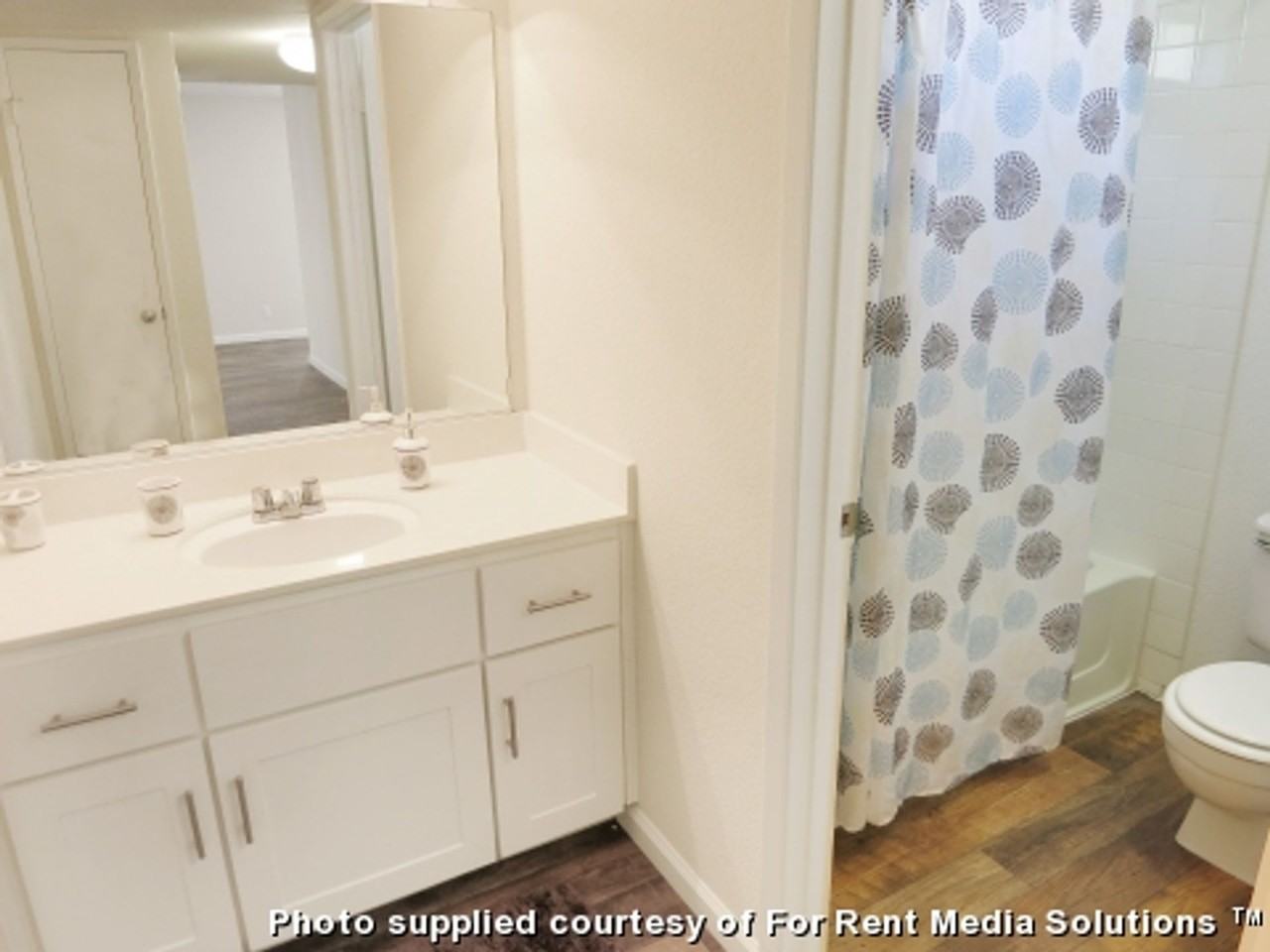 Cirby Oaks Apartments - Photo 7 of 7