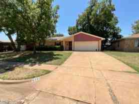 5221 Kingston Dr - Photo 1 of 1