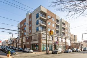 featured image of 4918 Park Ave #303