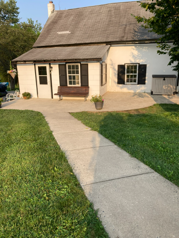 389 Weinsteiger Rd - Photo 2 of 19