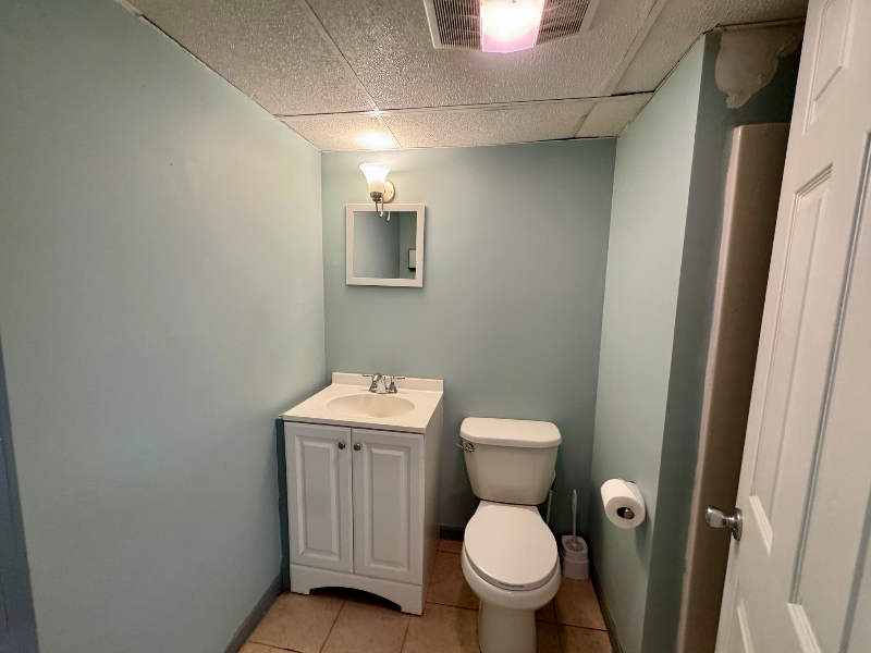 1362 Washington St - Photo 6 of 8