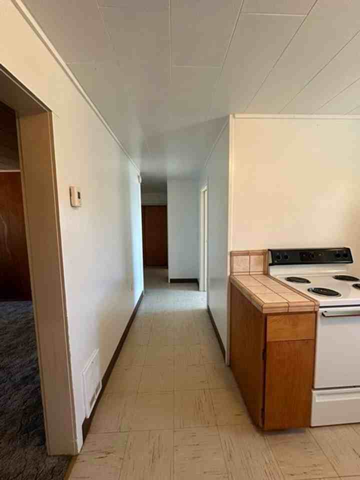 4244 Douglas Ave - Photo 3 of 12