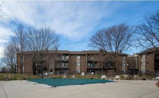 featured image of 3420 Golfview Dr #108