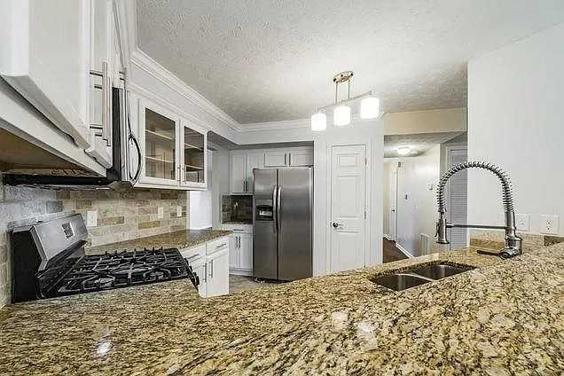 4947 Clubgreen Smt - Photo 6 of 16