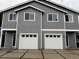 427 Se Inlet Ave - Photo 1 of 1