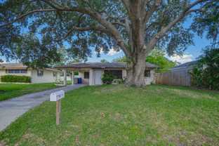 2710 Marshall Dr - Photo 1 of 1