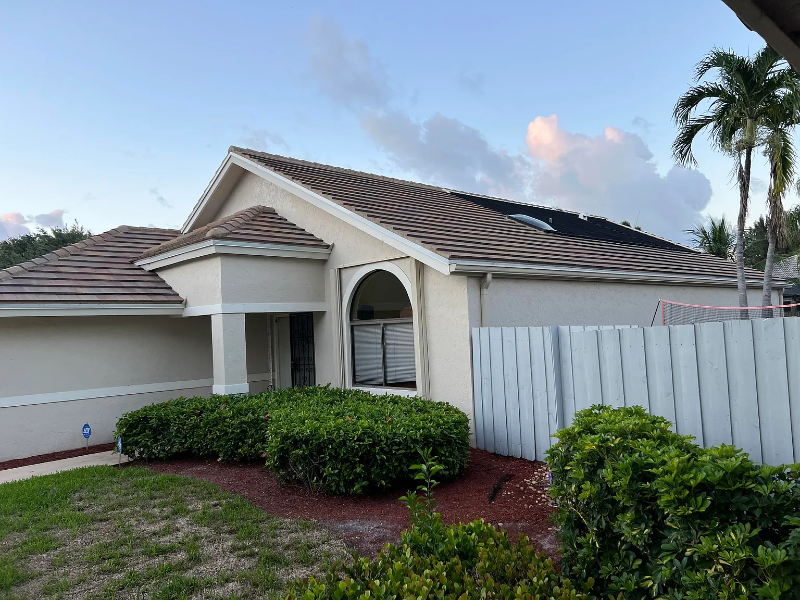 190 Temple Ave - Photo 4 of 25