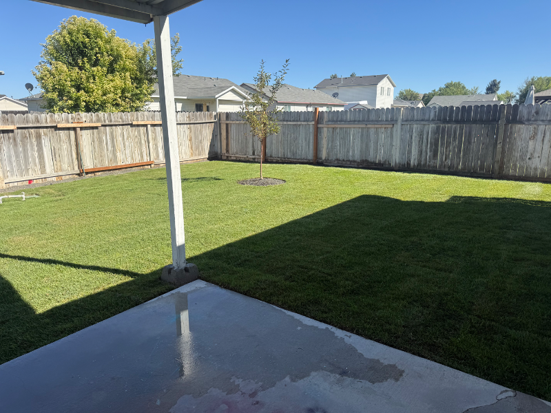 3721 Pierre Ave - Photo 4 of 18