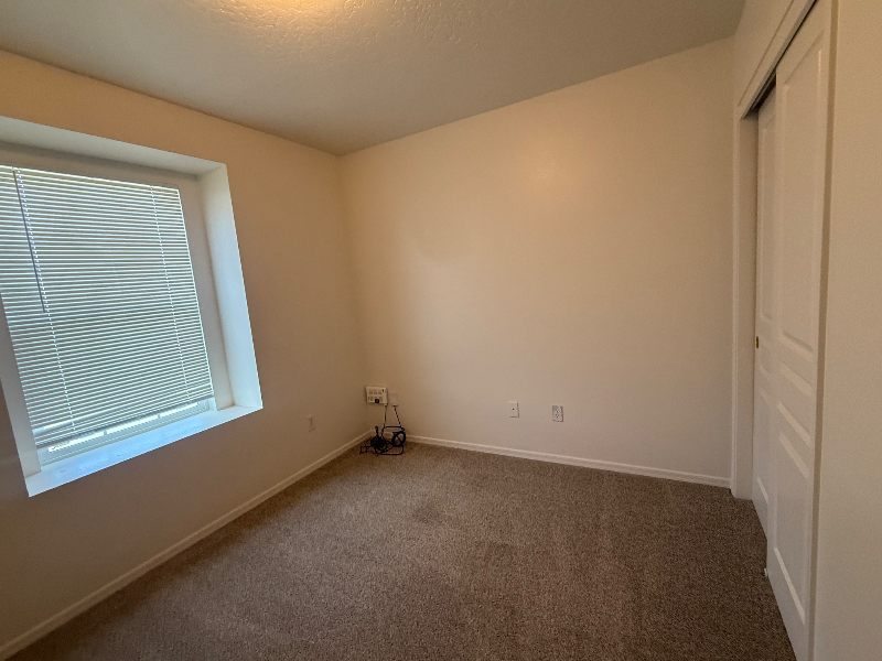 3721 Pierre Ave - Photo 7 of 18