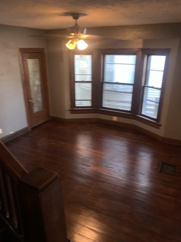 950 Harvard Blvd - Photo 2 of 11