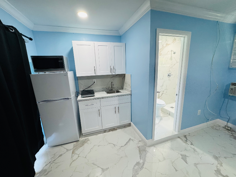 6633 Dahlia Dr - Photo 2 of 10