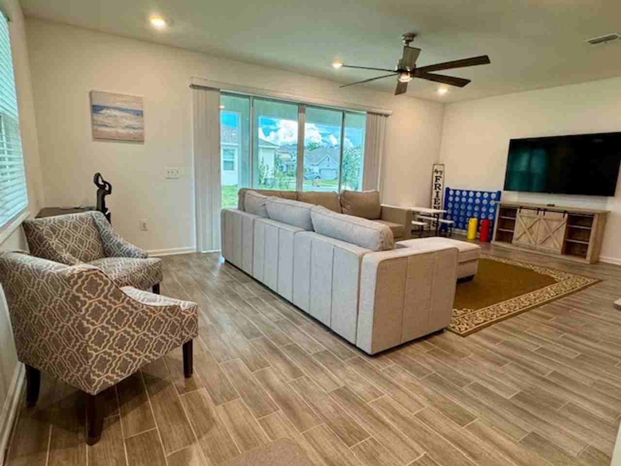 2759 Slash Way - Photo 3 of 46