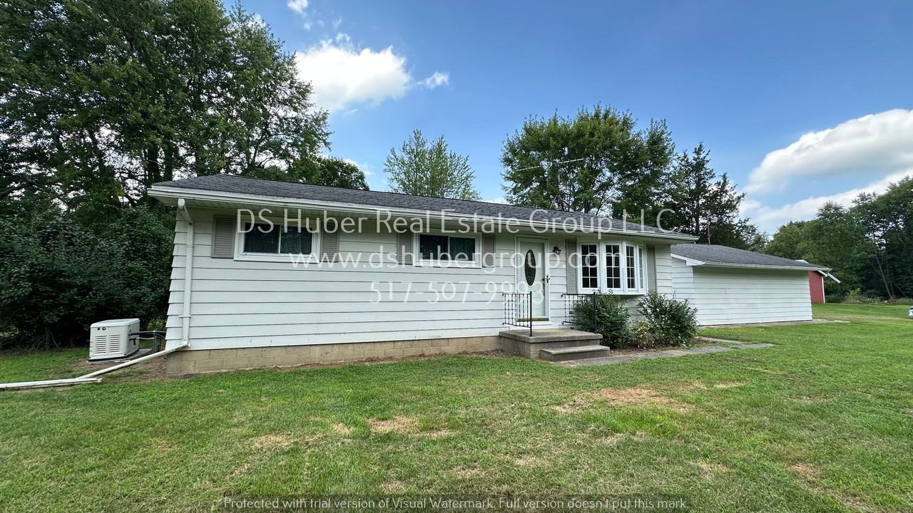 11150 Beardslee Rd - Photo 2 of 27