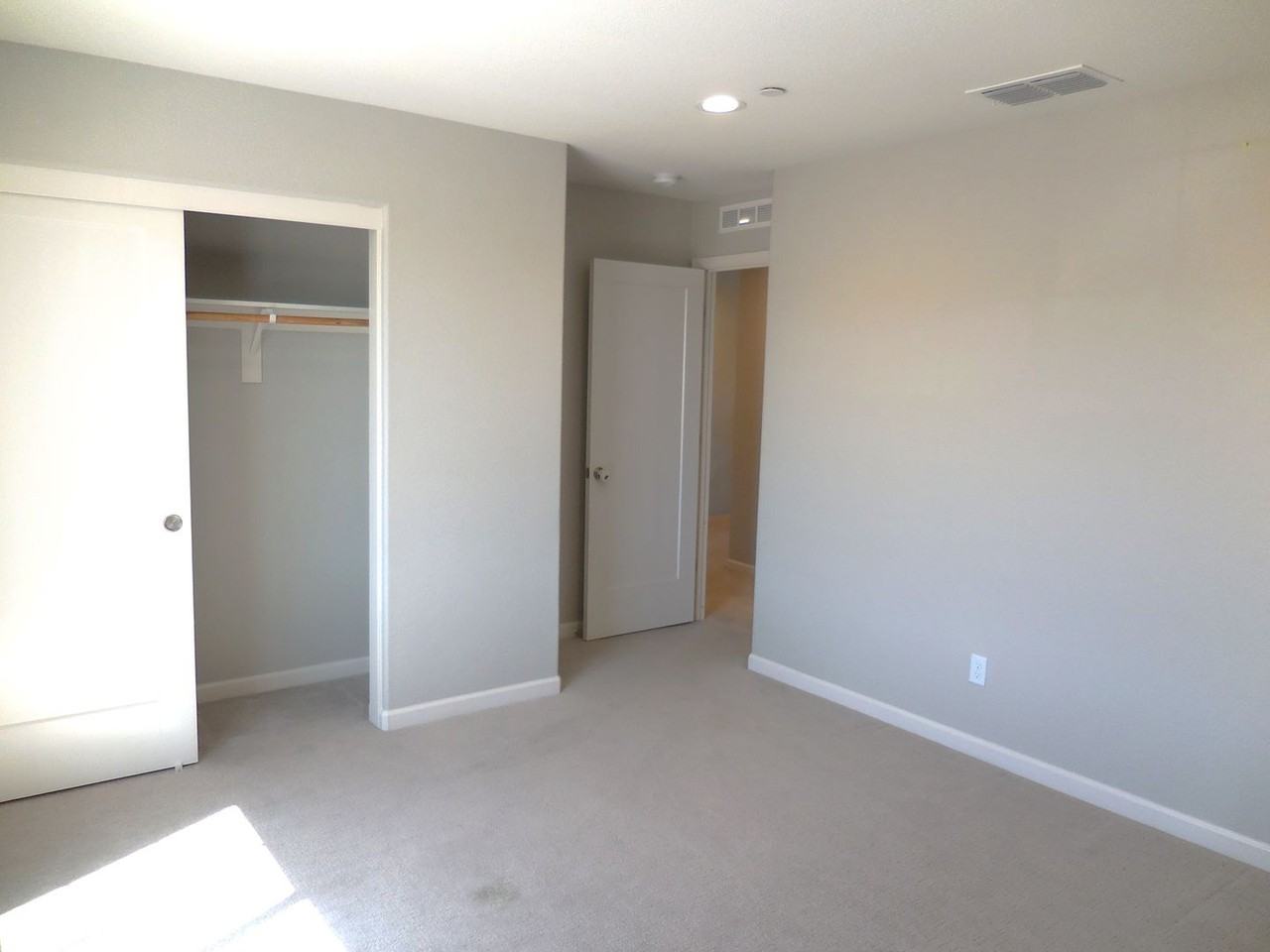 519 Bailyann Pl - Photo 5 of 22