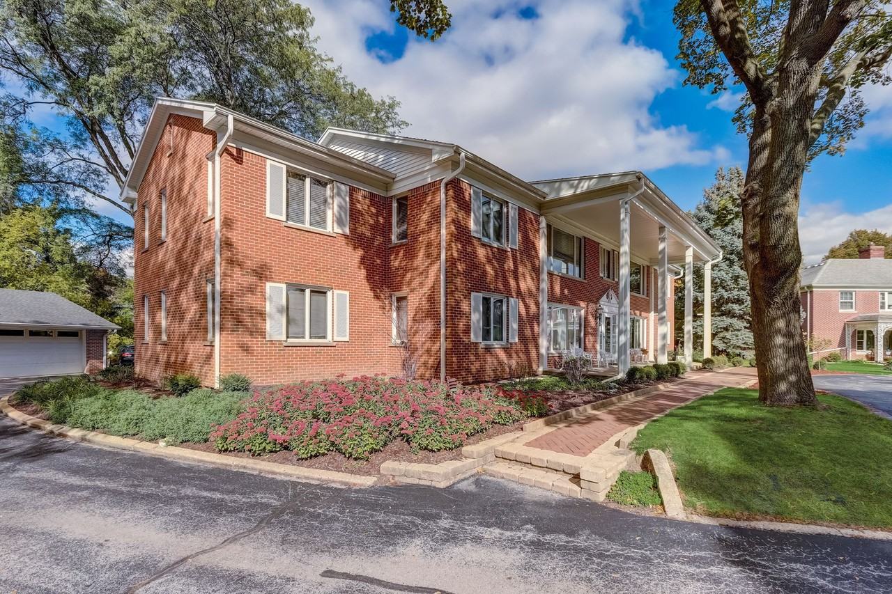 640 Dunleith Circle - Photo 2 of 4