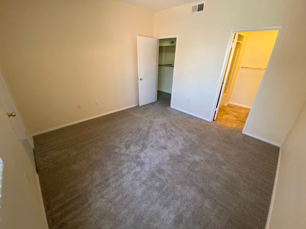 2615 W Gary Ave #2033 - Photo 6 of 15